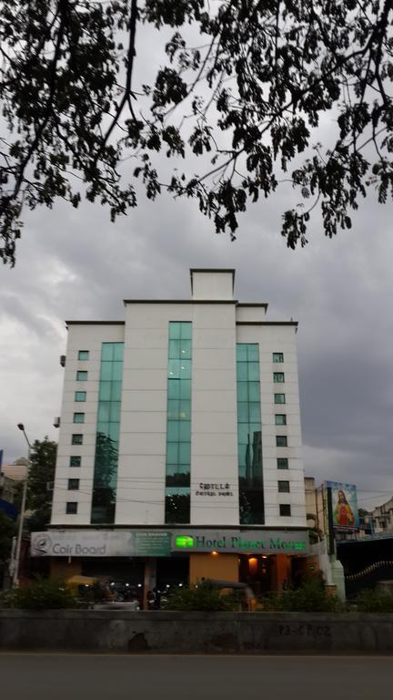 Hotel Planet Mount Chennai Exterior photo